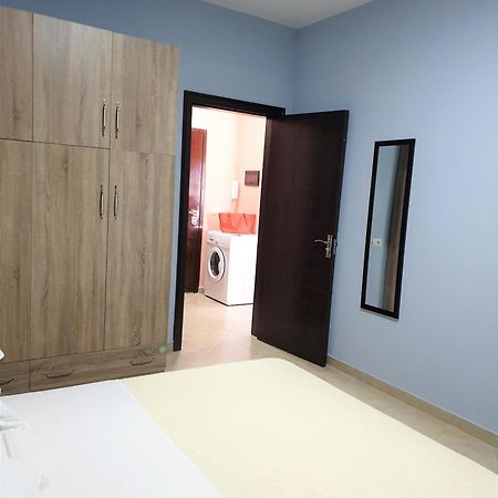 Comfort Apartments Fier Esterno foto