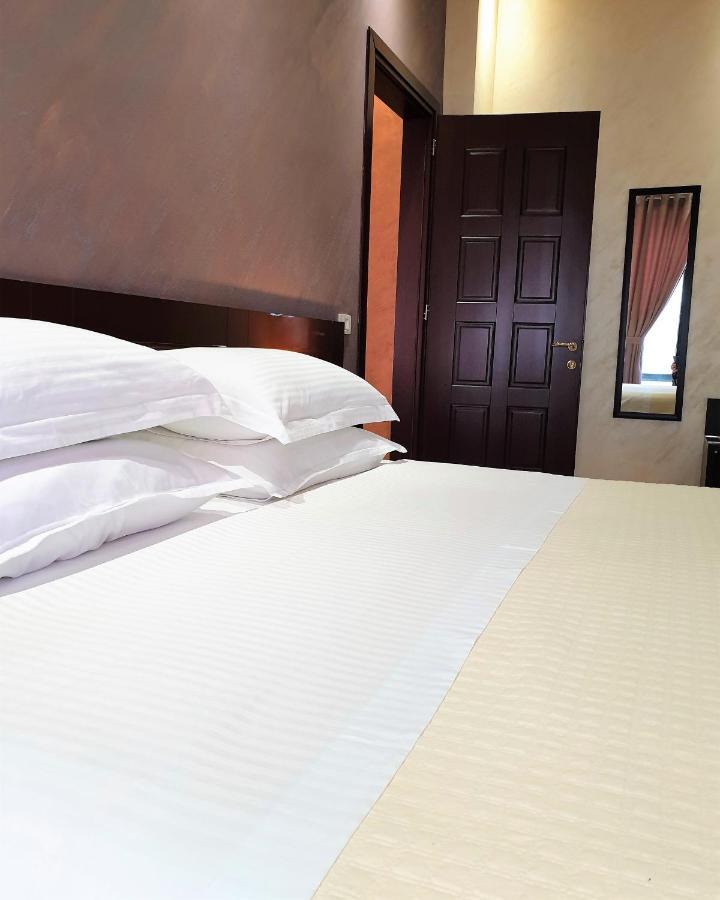 Comfort Apartments Fier Esterno foto